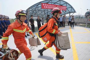 东契奇生涯第38次砍下30+三双 超越詹姆斯 独享历史第三